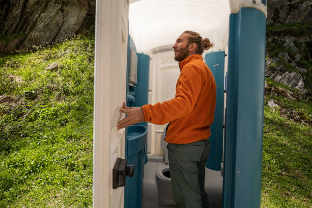 Portable sink rental in Burton, MI